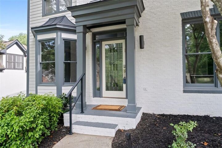 Property Photo:  515 Oak Bridge Trail  GA 30022 
