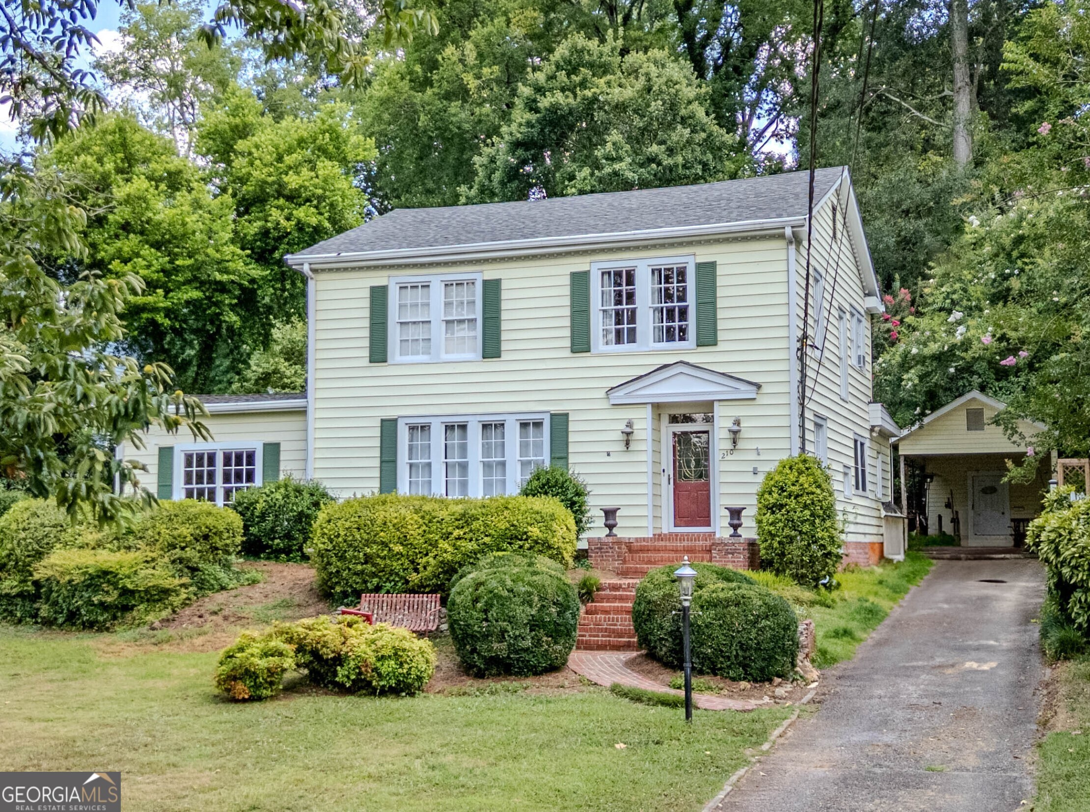 Property Photo: 210 E 9th Street SW GA 30161