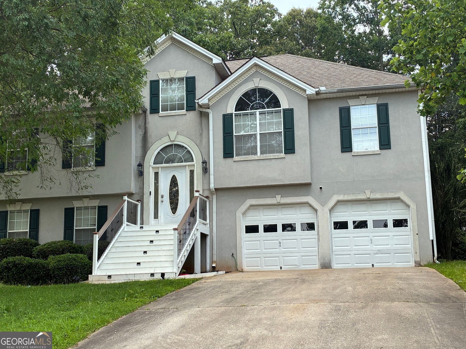 Property Photo: 4232 Antler Court Court GA 30135