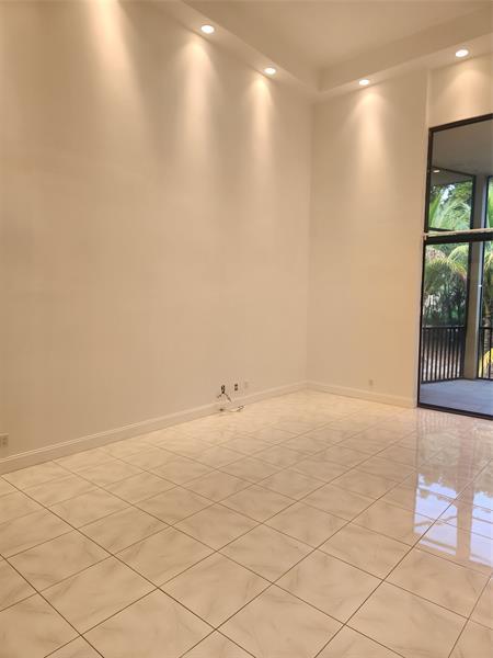 20347 West Country Club Drive Th 15  Aventura FL 33180 photo