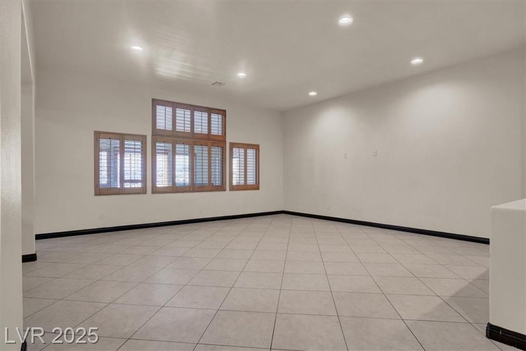Property Photo: 8225 Cabin Springs Avenue NV 89131