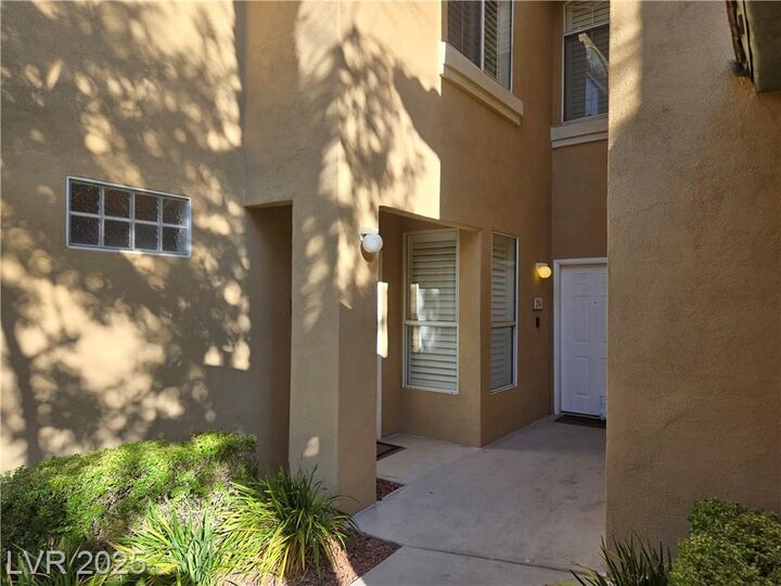 Property Photo:  1609 Hills Of Red Drive 104  NV 89128 