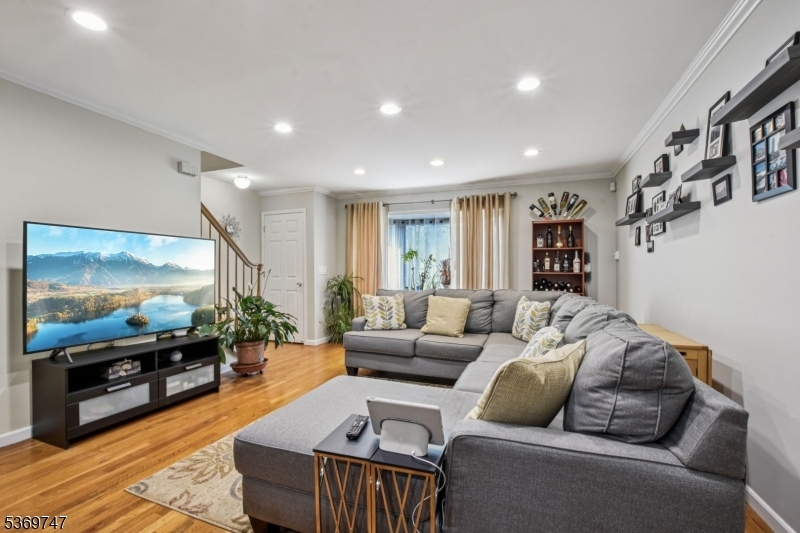 Property Photo: 201 Watchung Ave 20 NJ 07003