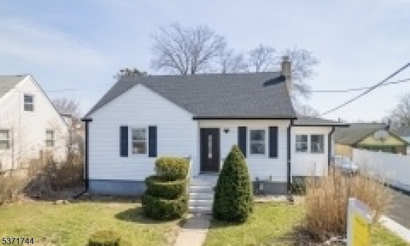 Property Photo: 978 Rahway Ave NJ 07001