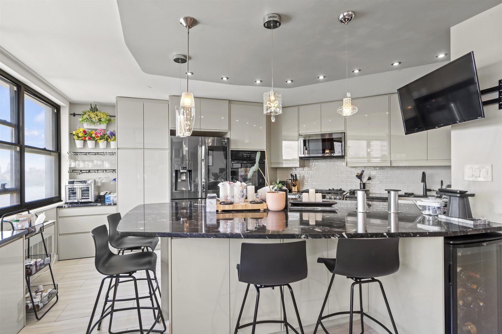 Property Photo: 7004 Blvd East 22B NJ 07093