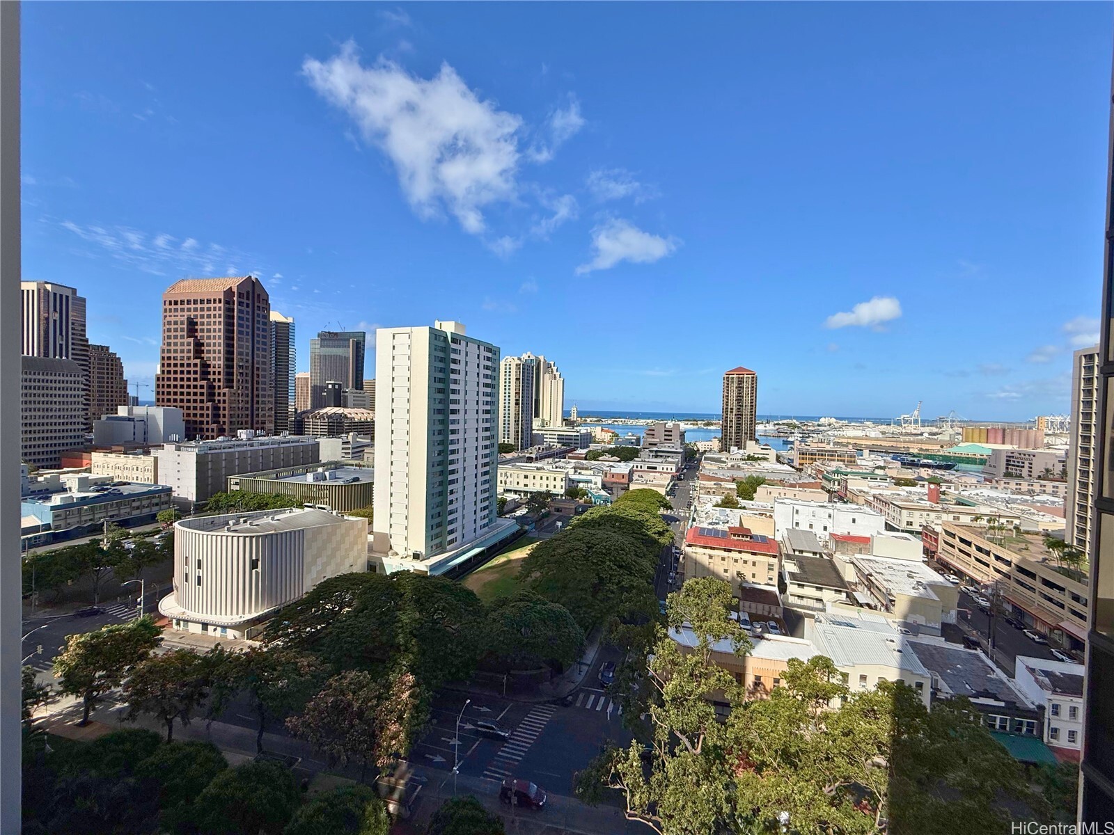 60 N Beretania Street 1708  Honolulu HI 96817 photo