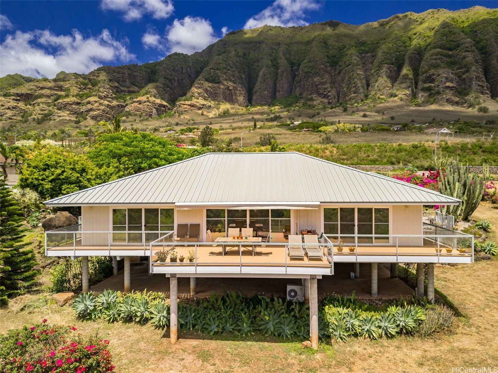 Property Photo:  84-1080 Maunaolu Street  HI 96792 