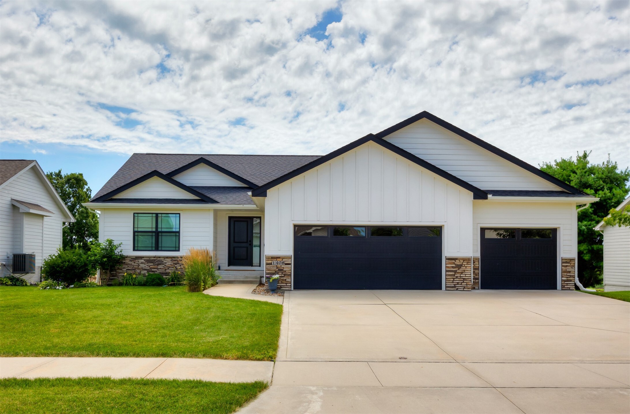Property Photo: 1408 Warrior Run Drive IA 50211