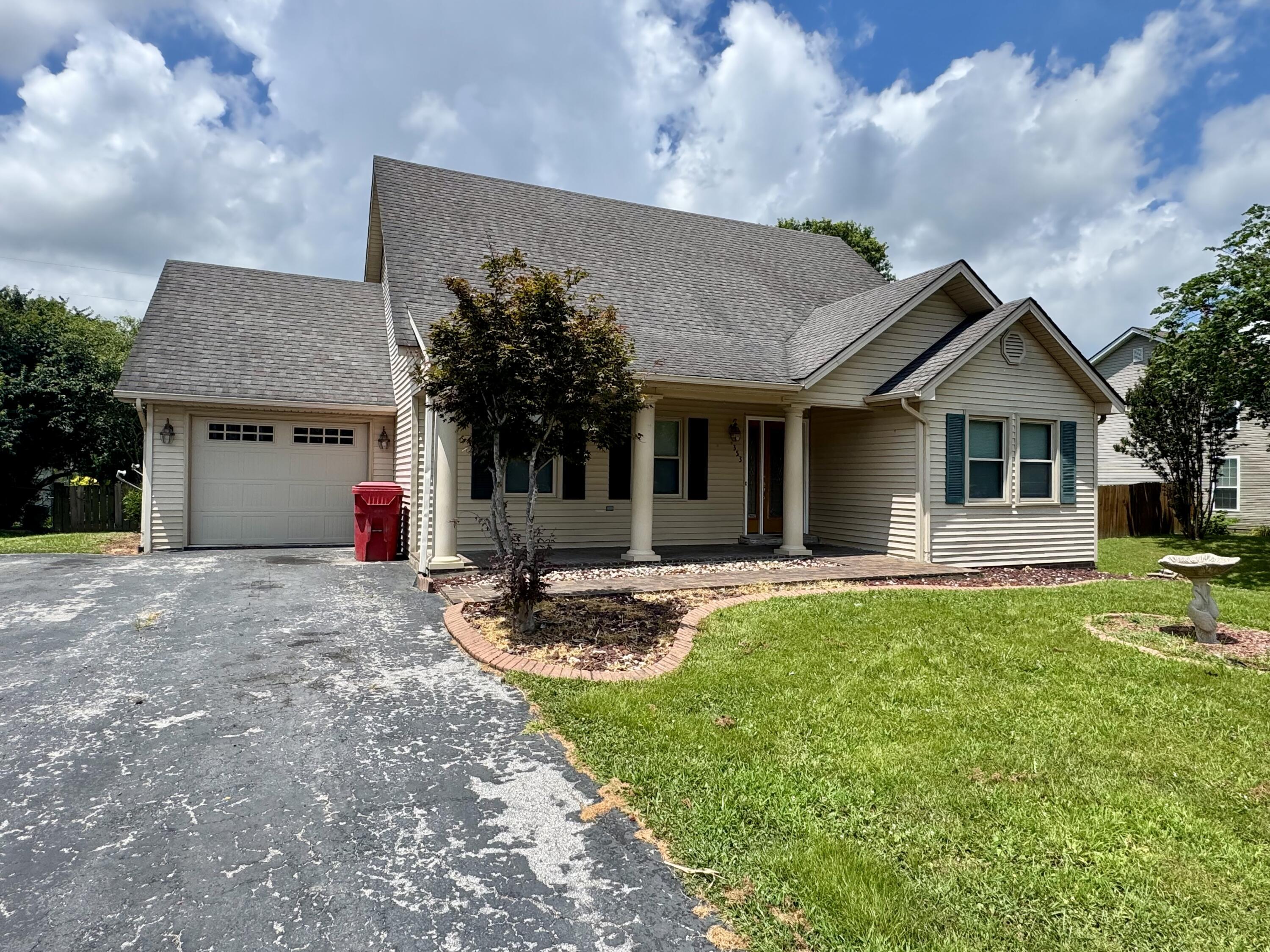 Property Photo: 353 Peachtree Drive KY 40403