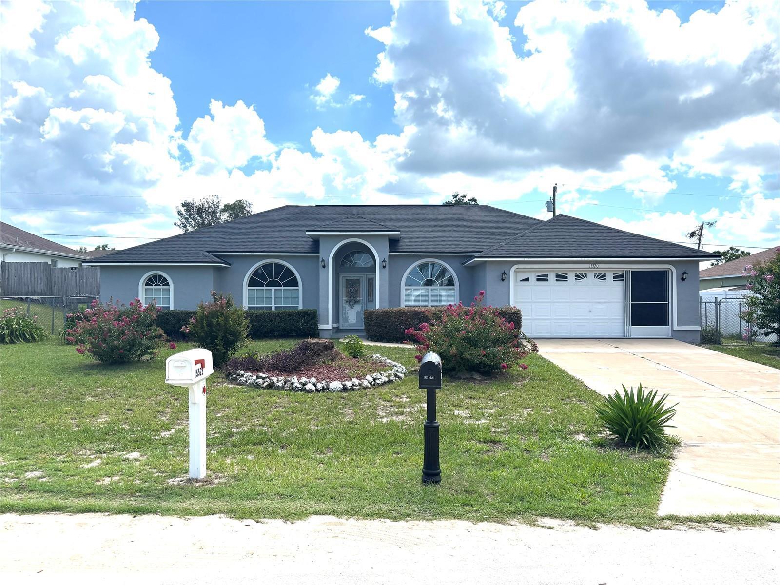 Property Photo: 15520 SW 23rd Court Road FL 34473