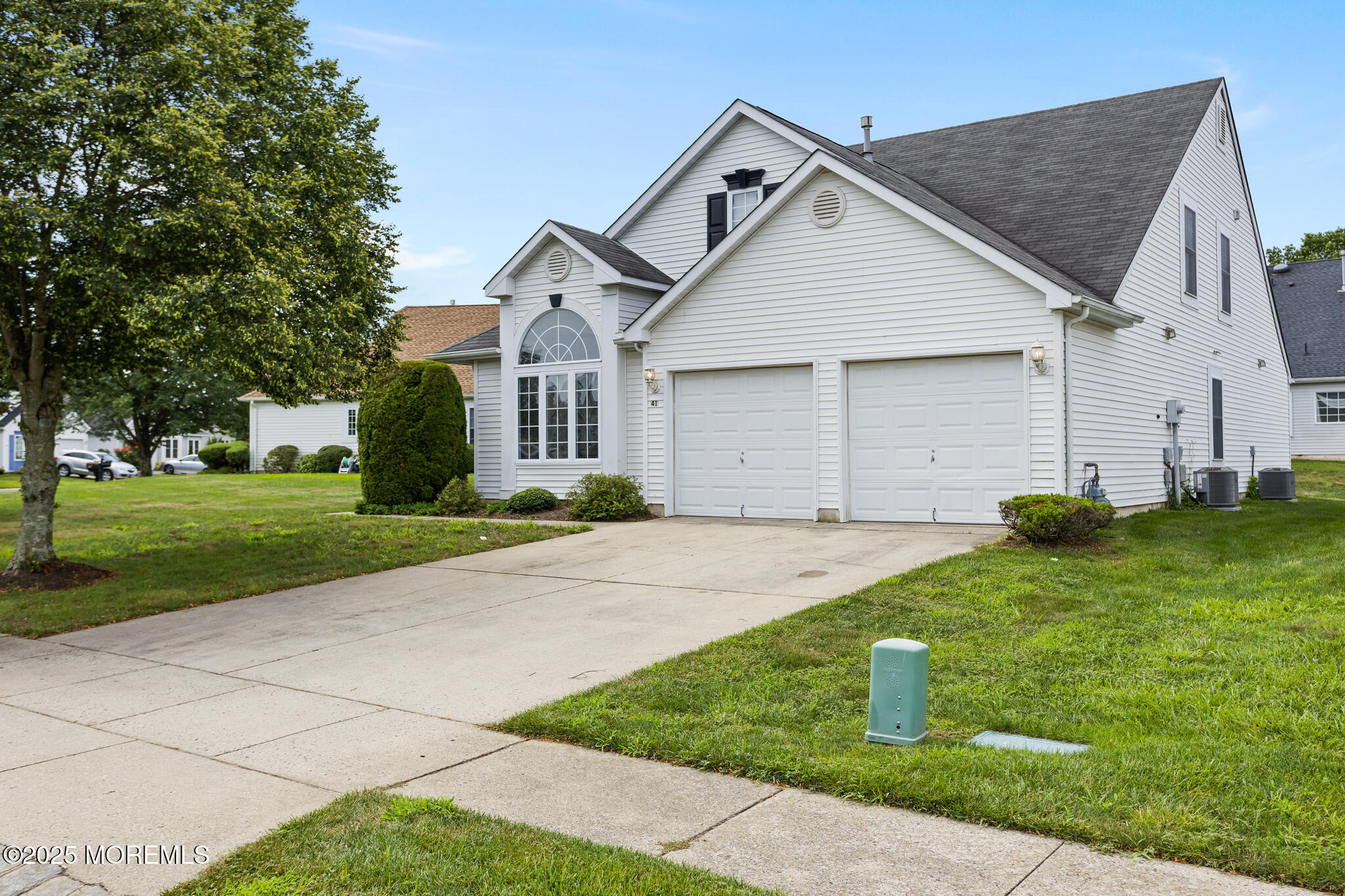 Property Photo: 41 Dowing Lane NJ 08527