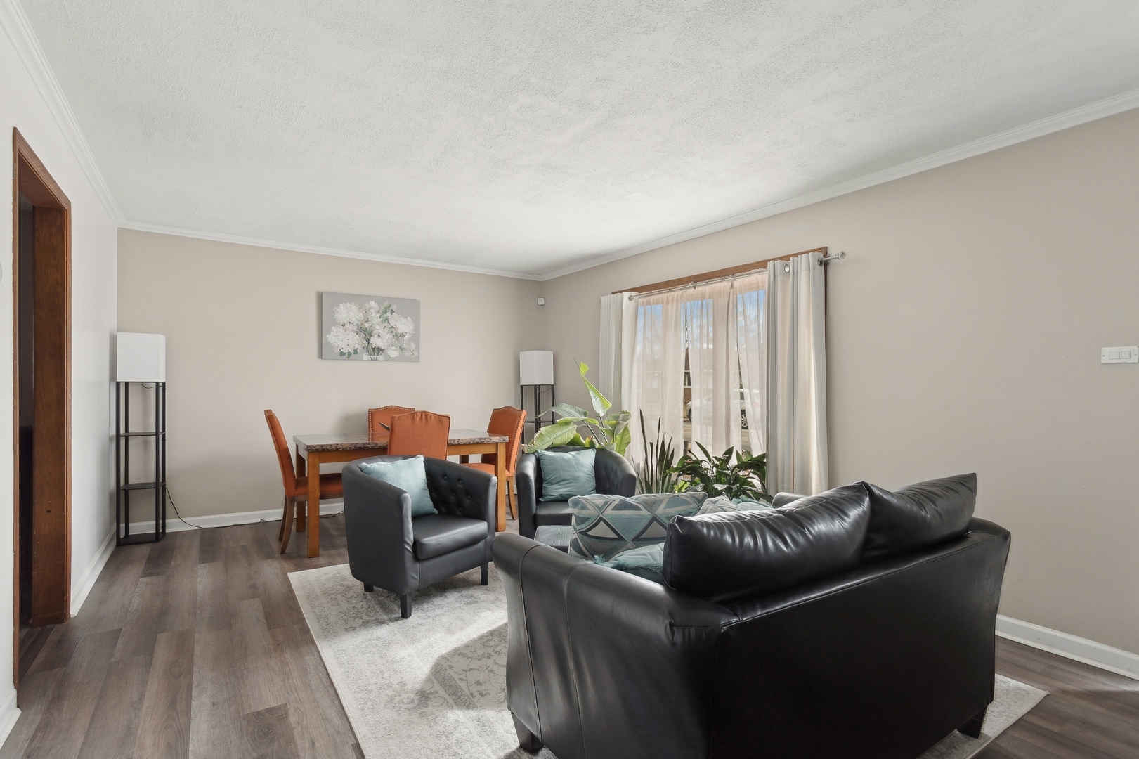 Property Photo: 240 Miami Street IL 60466