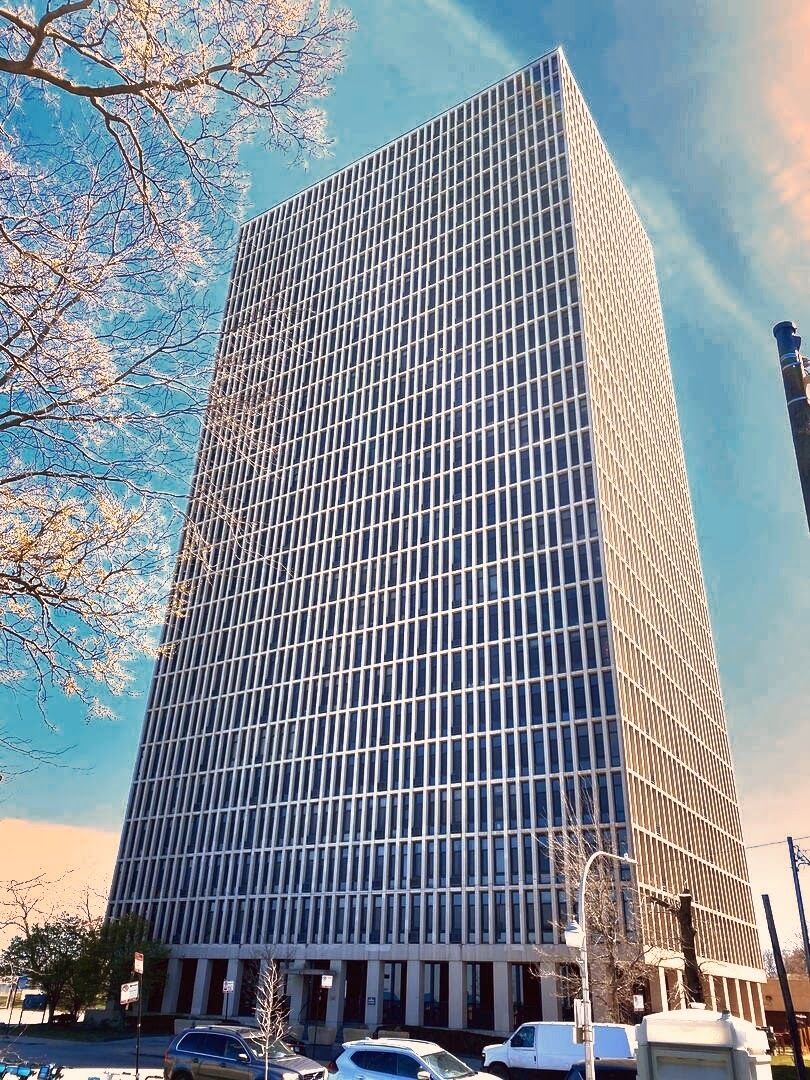 Property Photo: 6700 S South Shore Drive 6J IL 60649