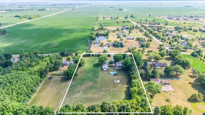 Property Photo: 9822 W Pauling Road IL 60449