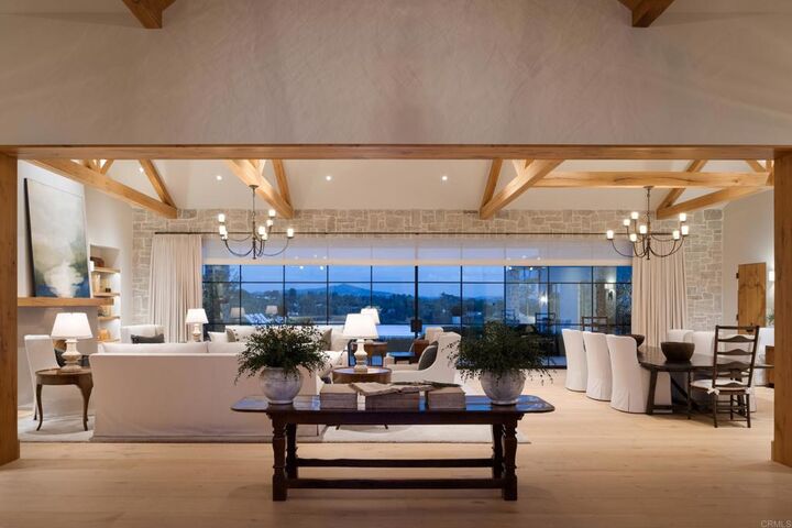 Property Photo:  17845 Via De Fortuna  CA 92067 