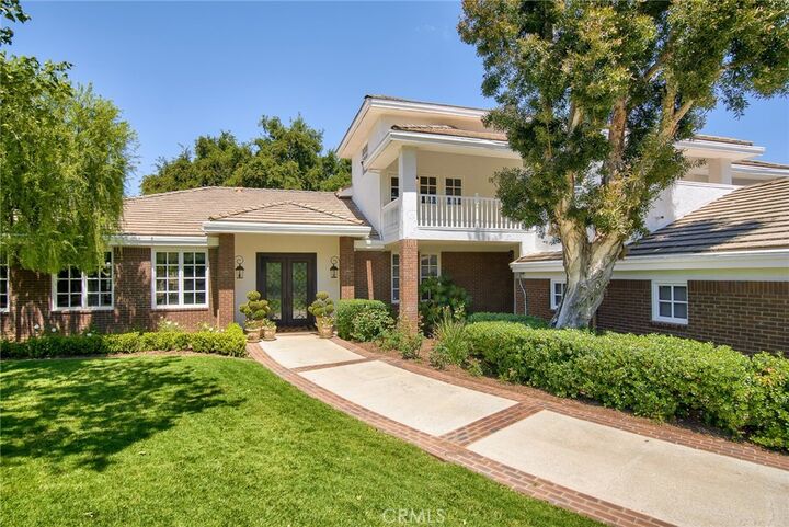 Property Photo:  5135 Island Forest Place  CA 91362