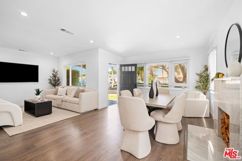 6460 W 84th Street  Los Angeles CA 90045 photo