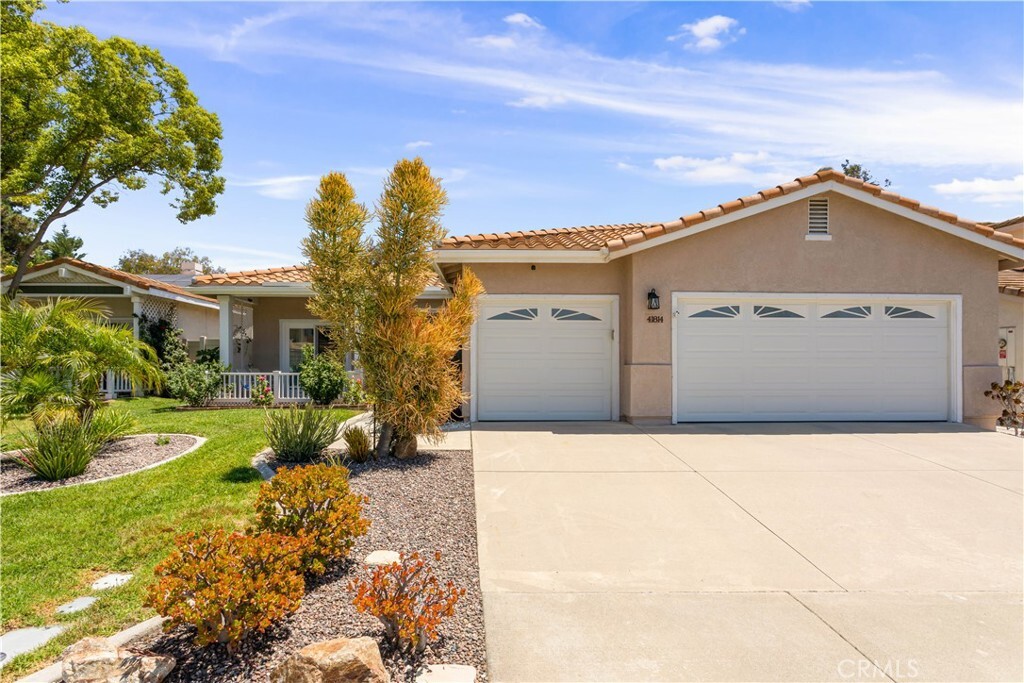 Property Photo:  41814 Corte Lara  CA 92592 