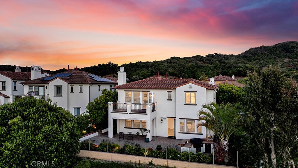 Property Photo: 33 Via Armilla CA 92673