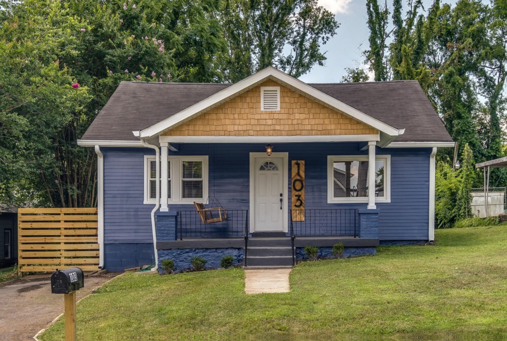 Property Photo:  103 Rose St  TN 37210 