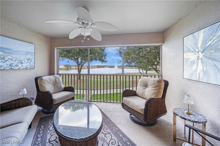 Property Photo:  2760 Cypress Trace Circle 2528  FL 34119 