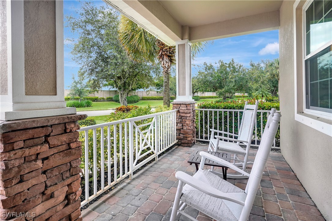 Property Photo:  3850 Otter Bend Circle  FL 33905 