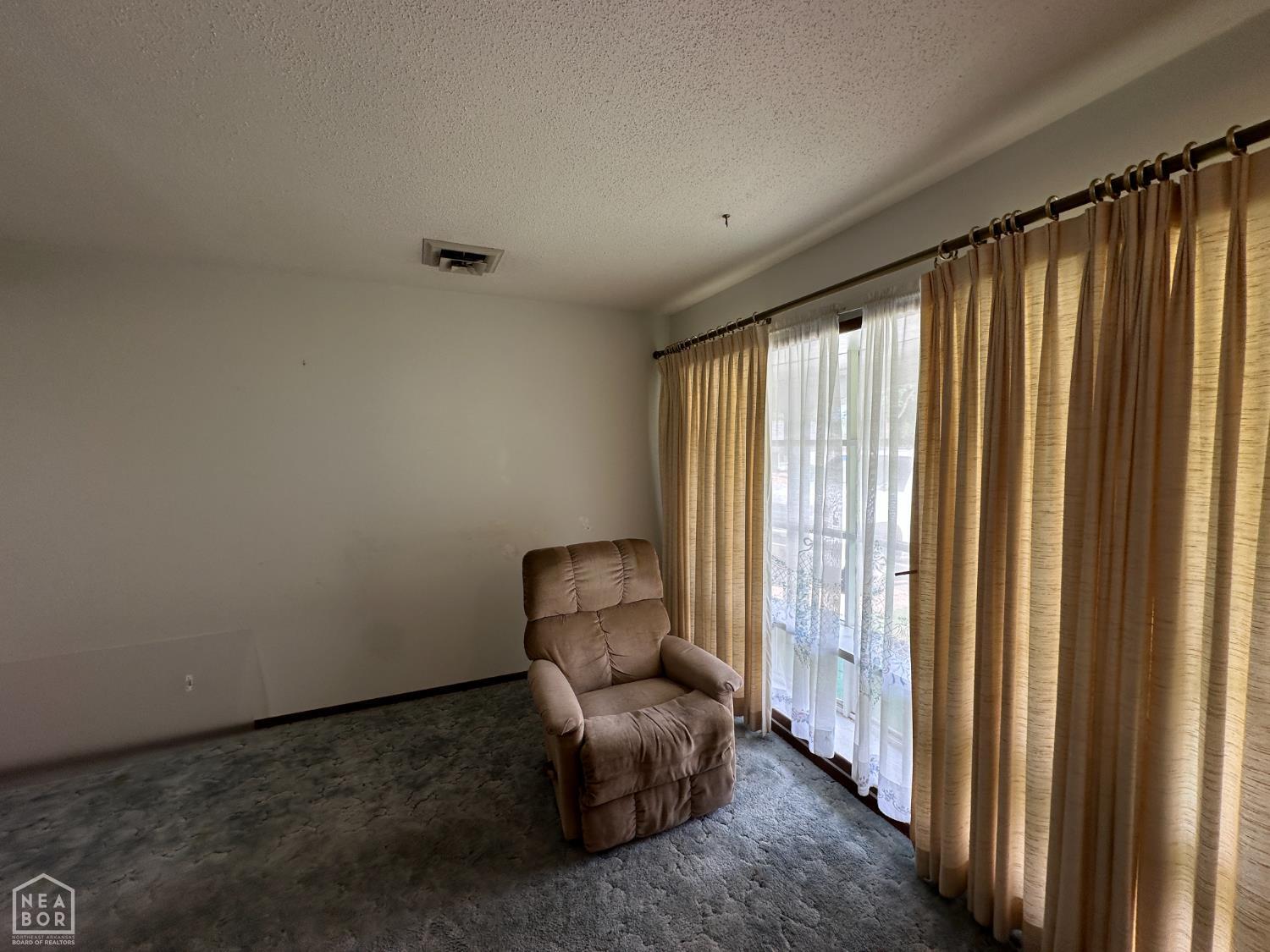 Property Photo: 1105 Meadowbrook Drive AR 72653