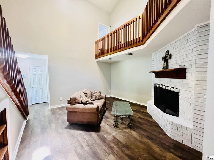 Property Photo: 515 Lincoln Road 129 LA 71203
