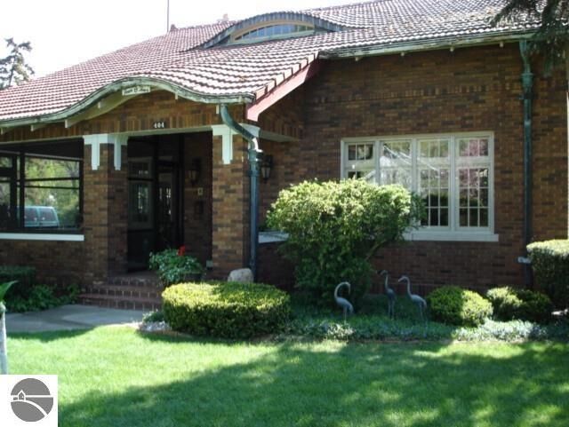 Property Photo: 404 N Fancher Street MI 48858