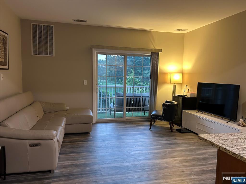 Property Photo:  3109 Windsor Park Court  NJ 07631 