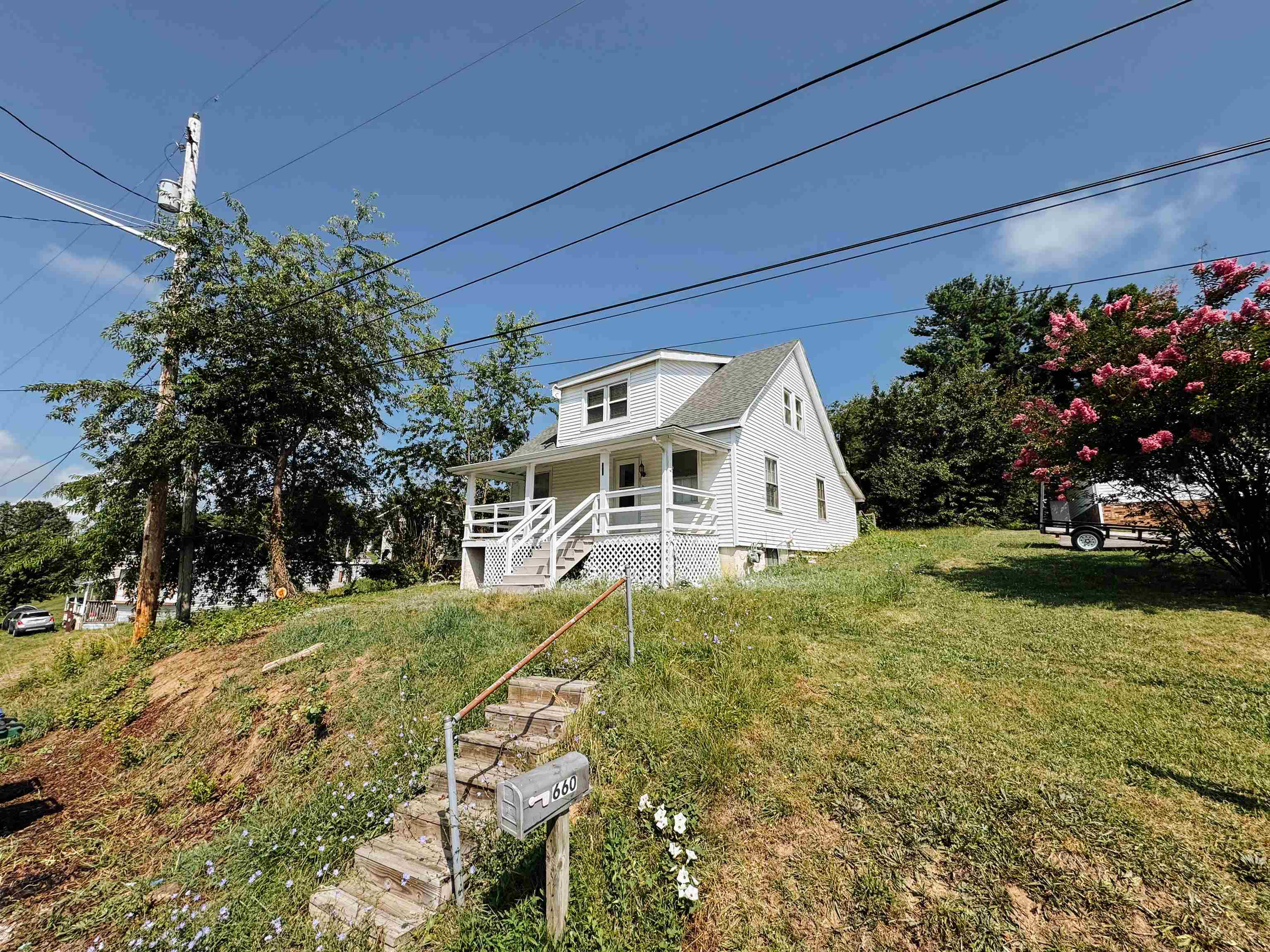 Property Photo:  660 NE Liberty Street  VA 24073 