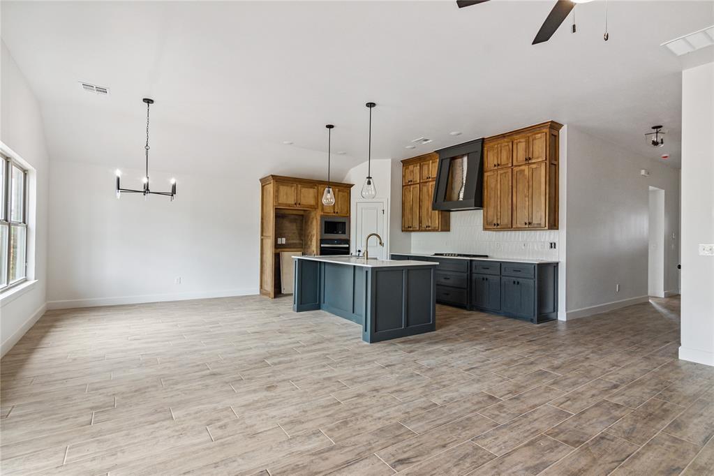Property Photo: 4917 Misty Wood Lane OK 73064