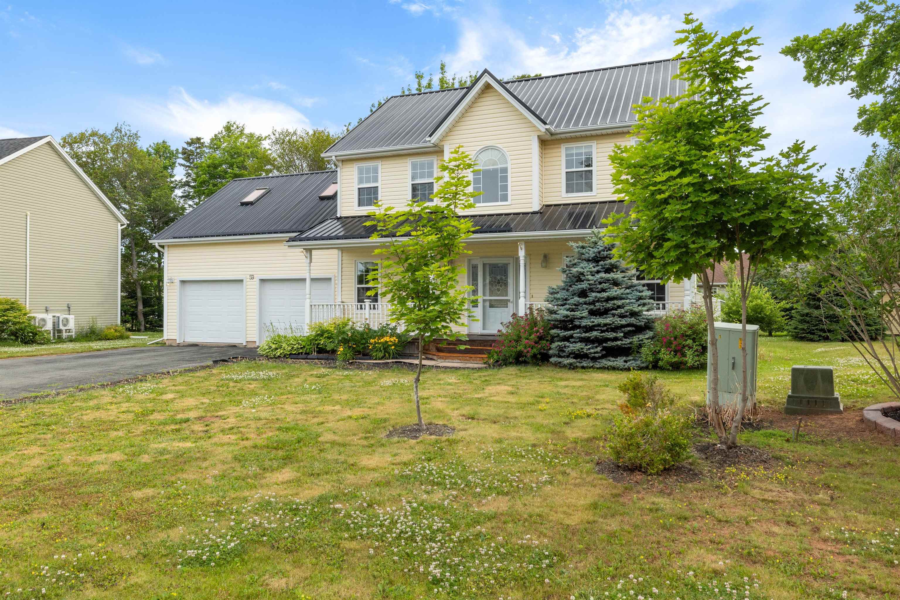 Property Photo:  59 Sheffield Crescent  PE C1E 2G8 