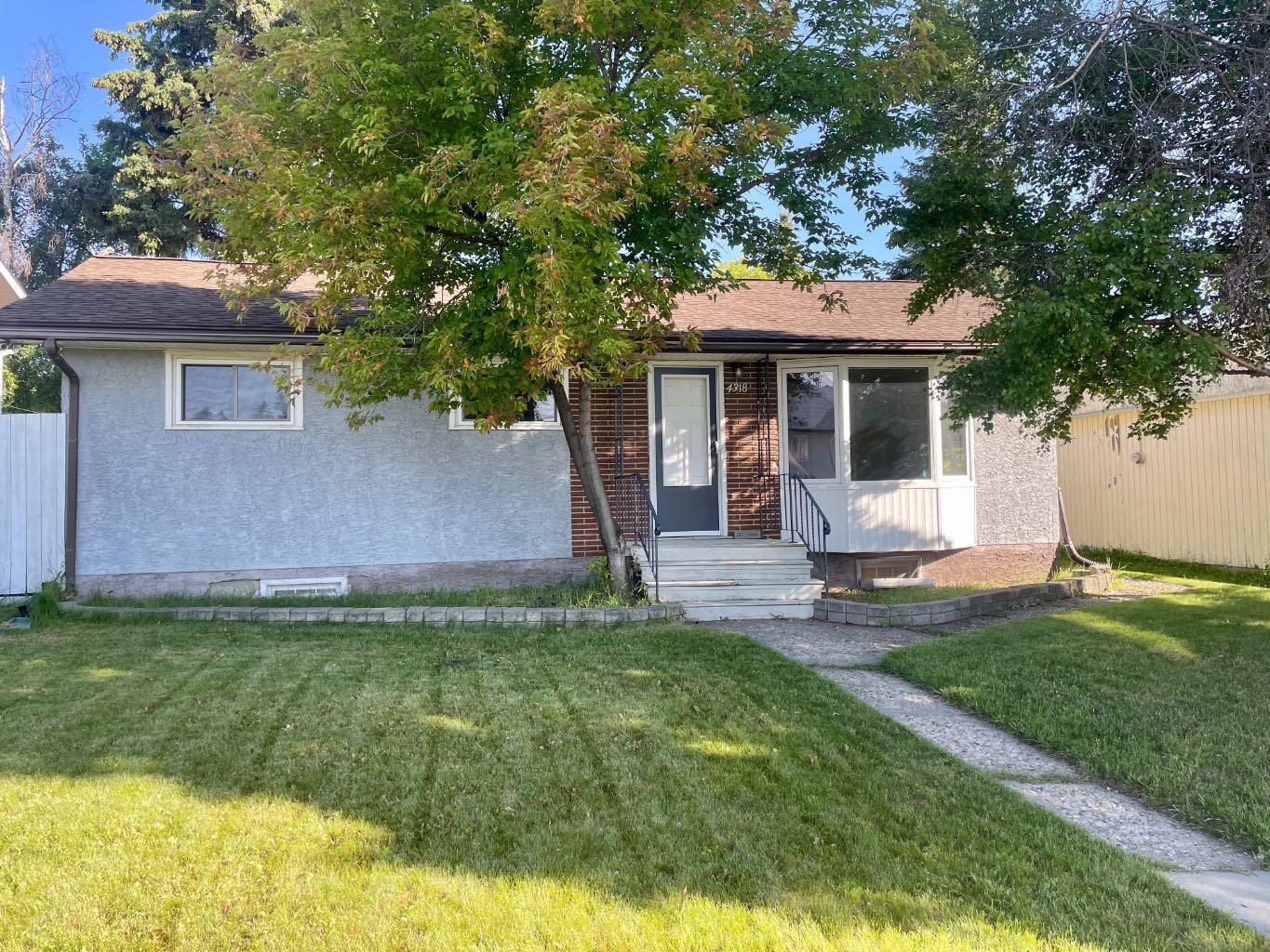 4318 5 Avenue  Edson AB T7E 1B7 photo