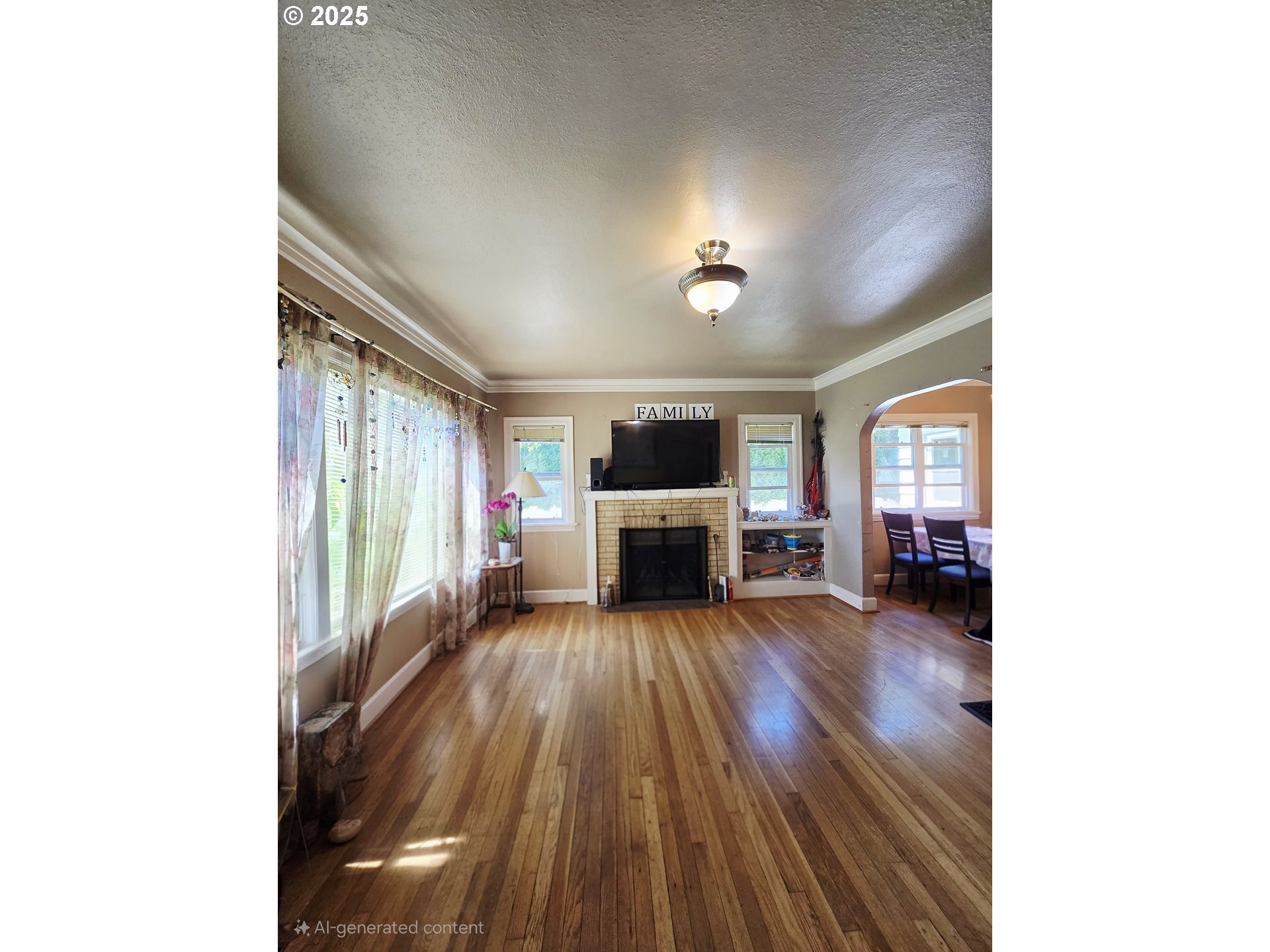Property Photo: 7247 SE Division St OR 97206