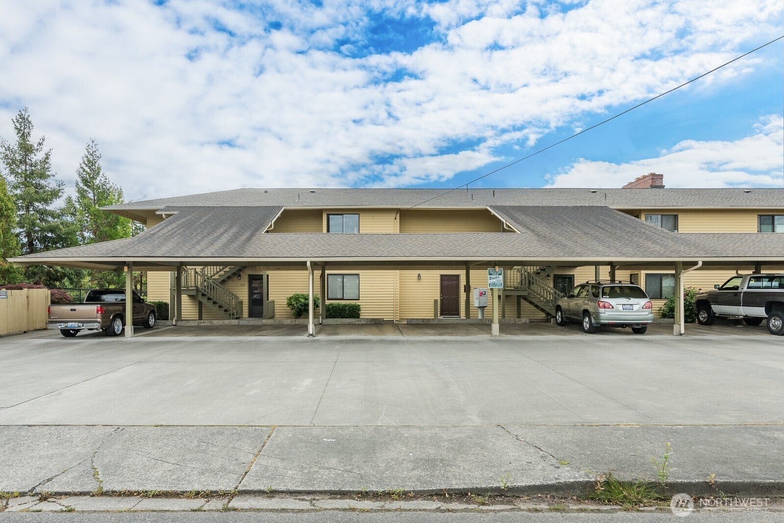 Property Photo: 310 S 11th Street 106 WA 98274