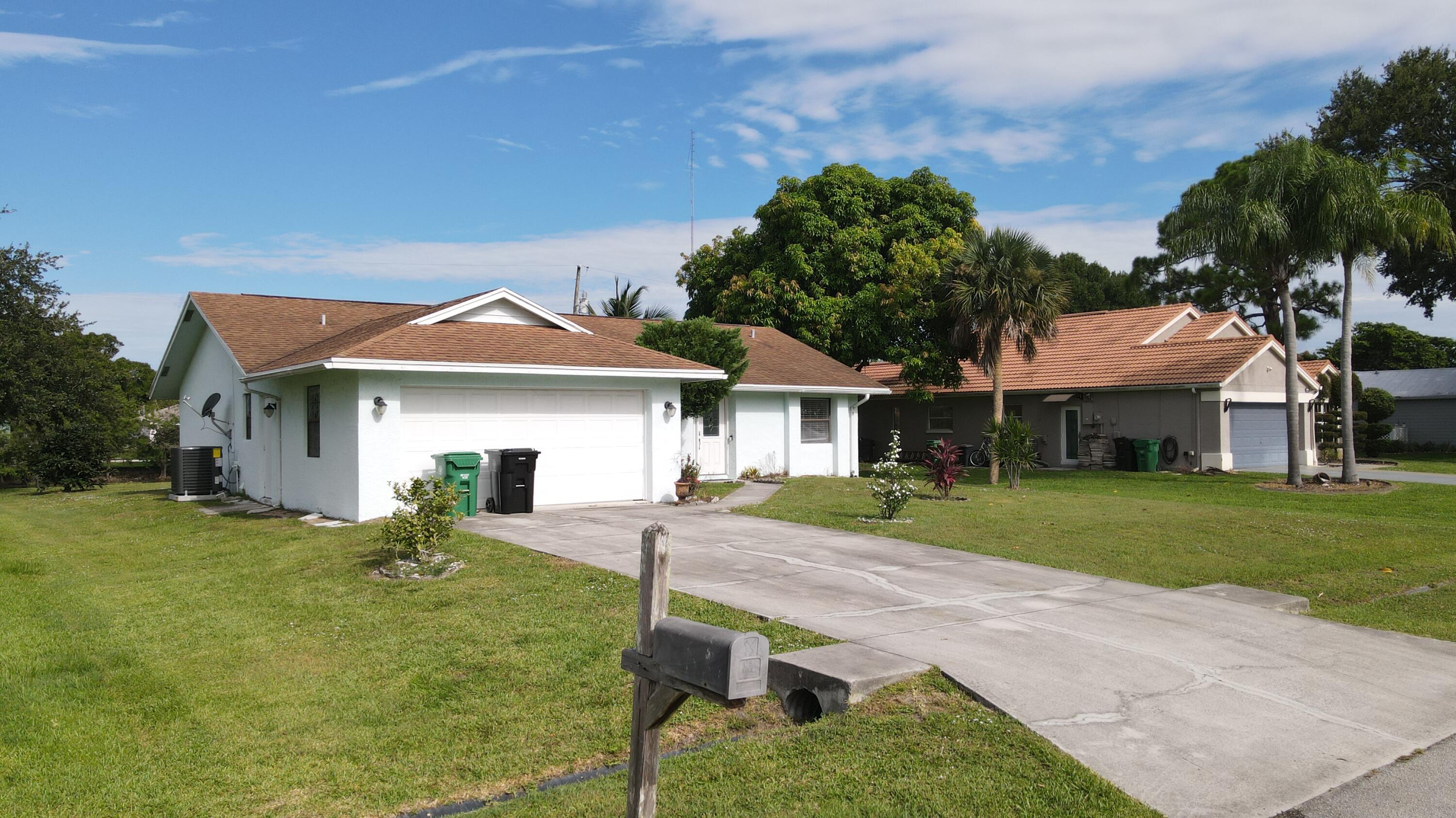Property Photo:  2282 SE McMaster Street  FL 34952 