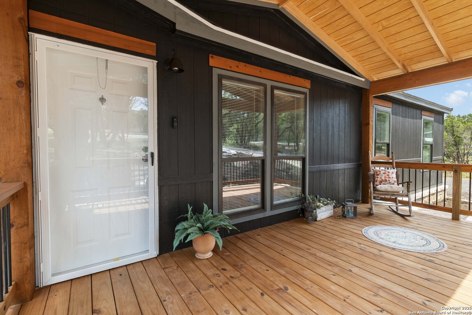 Property Photo: 144 Deer Run TX 78133