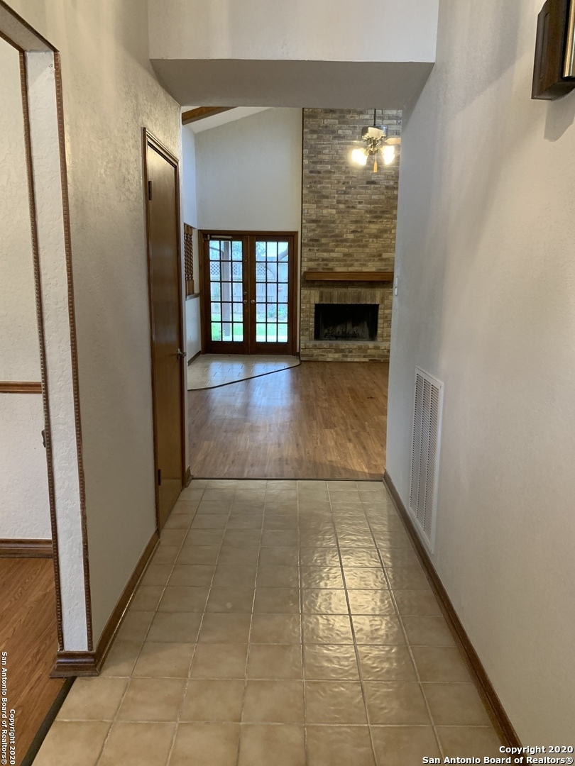 Property Photo: 4506 Rock Elm Woods TX 78249