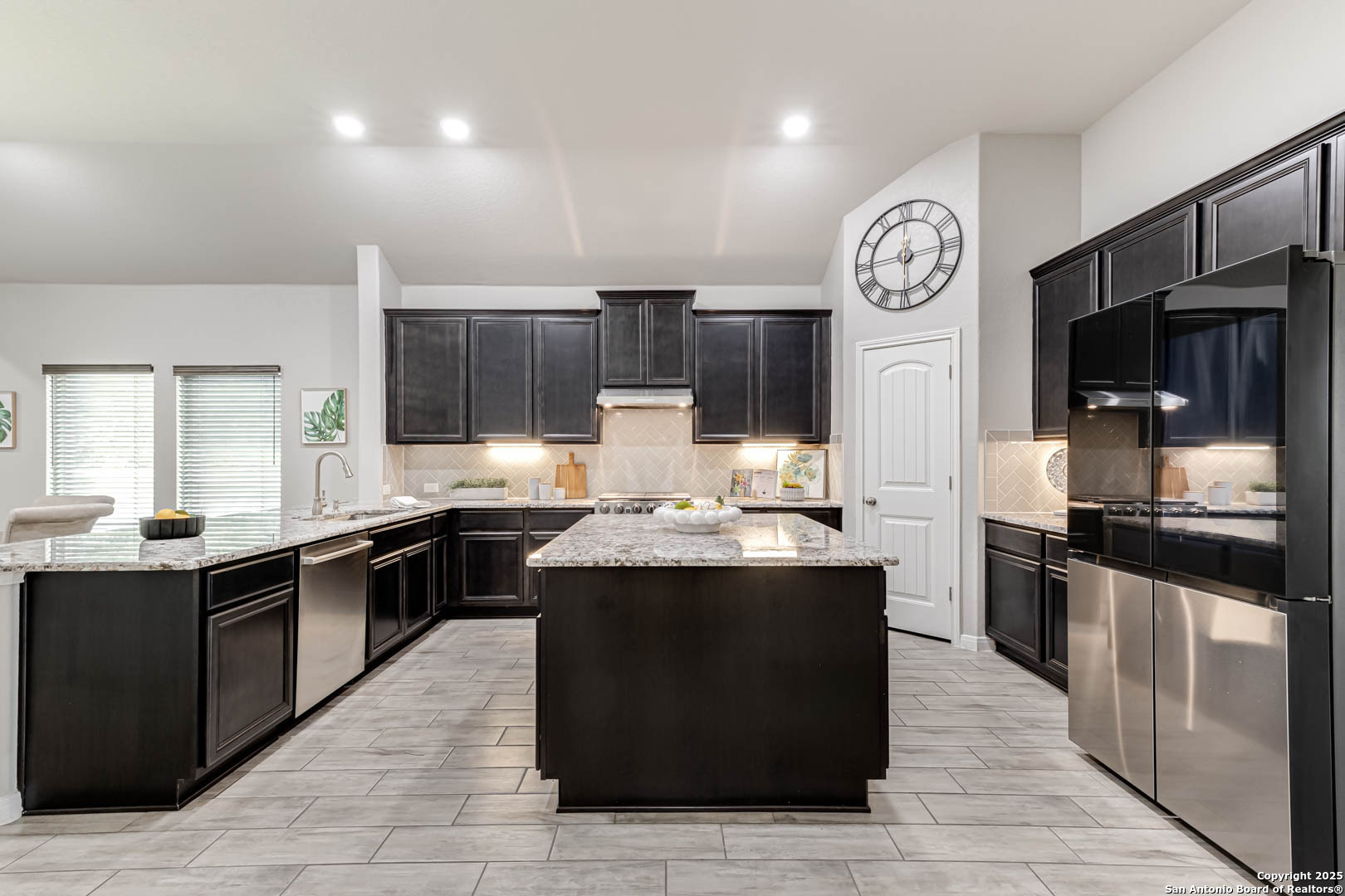 Property Photo: 16507 Paso Rio TX 78247