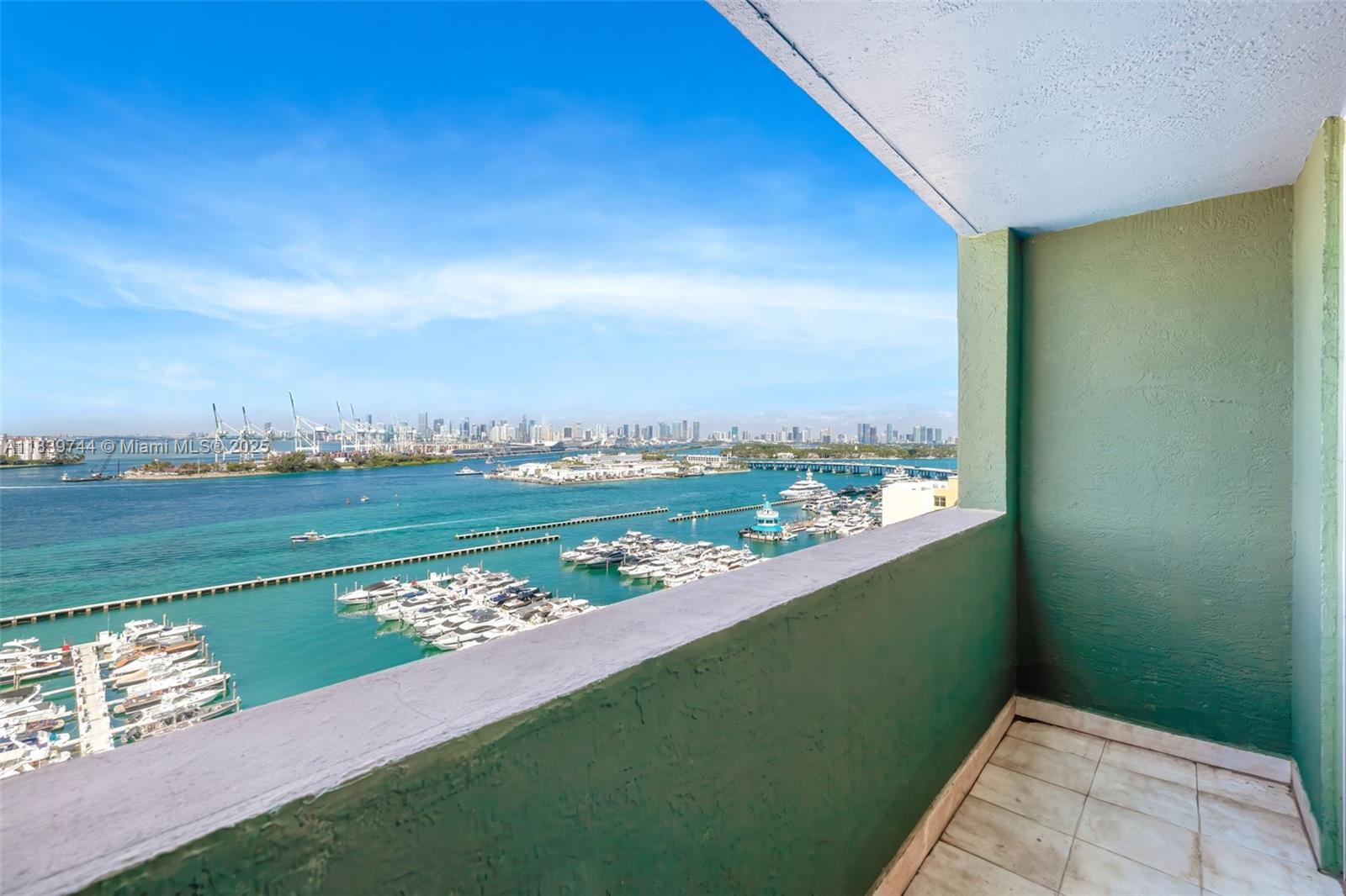 Property Photo: 90 Alton Rd 1706 FL 33139
