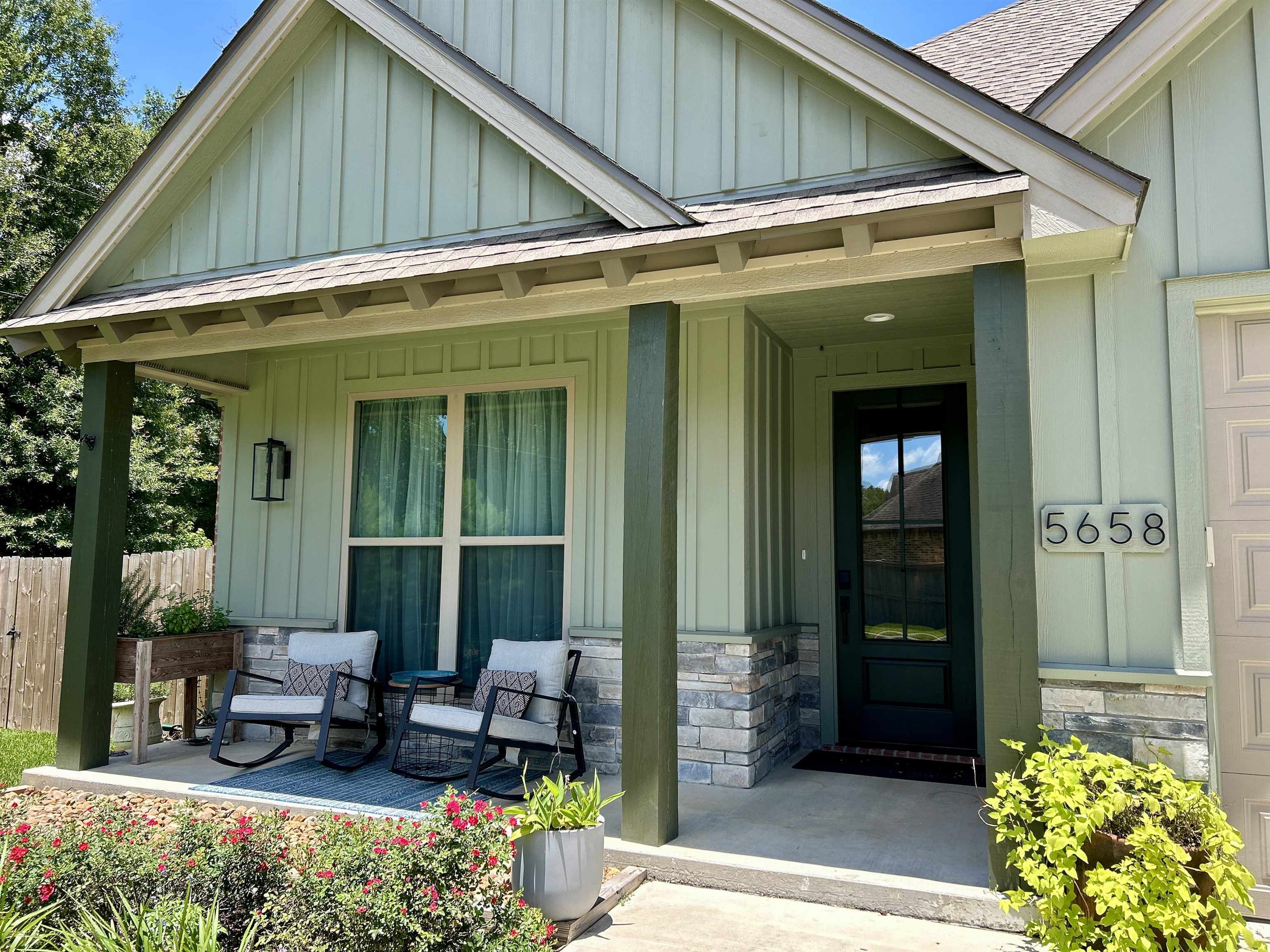 Property Photo: 5658 Walton Creek TX 77657