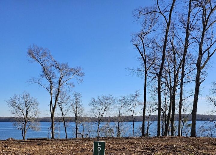 Property Photo:  426 Highland Cove  AL 35630 - FLORENCE 