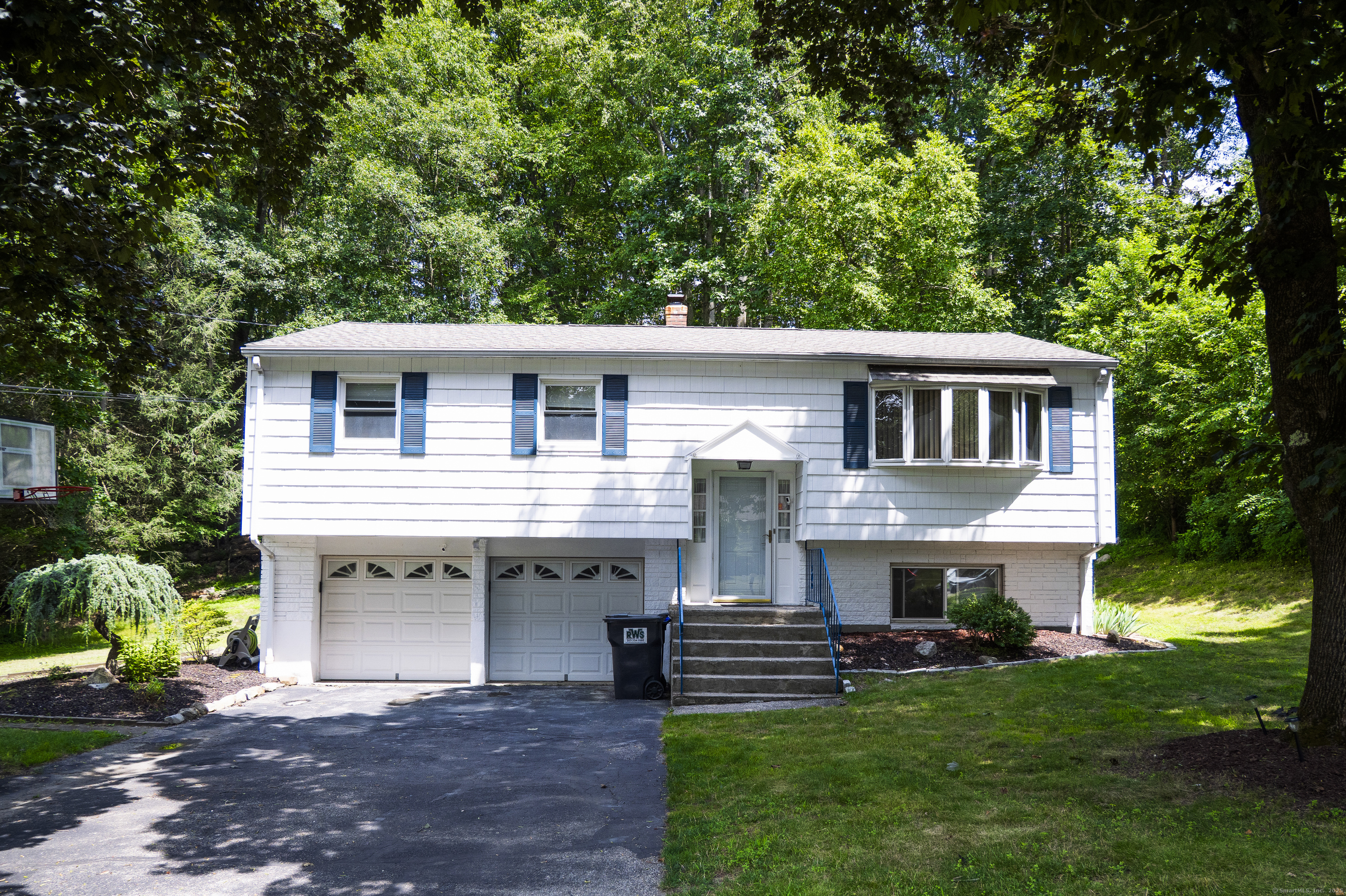 Property Photo: 26 Lincoln Street CT 06611
