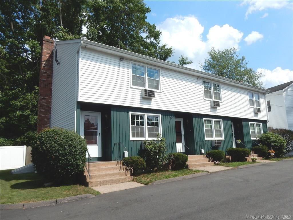 Property Photo:  617 Center Street D  CT 06040 