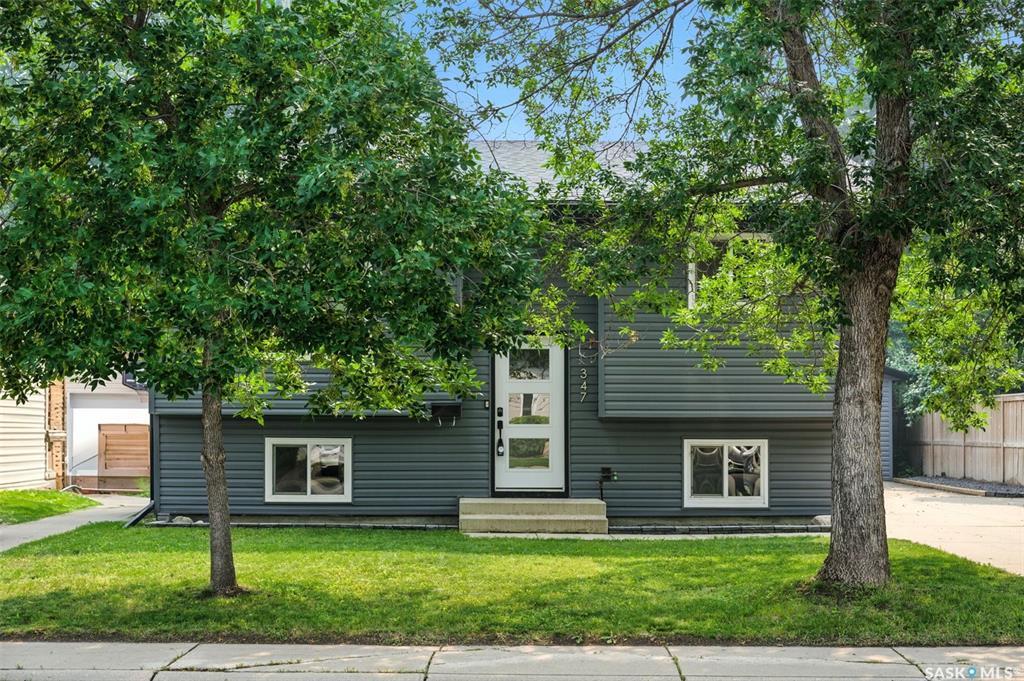 347 Sebestyen Crescent  Saskatoon SK S7K 6W2 photo