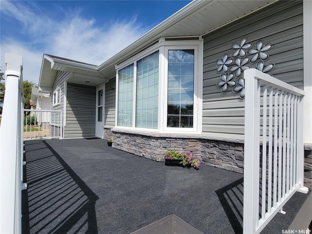 Property Photo: 5103 Leader Street SK S0L 2C0