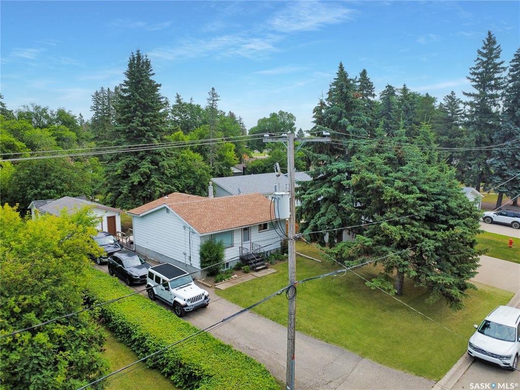 Property Photo:  1013 Boyle Street  SK S0G 2K0 