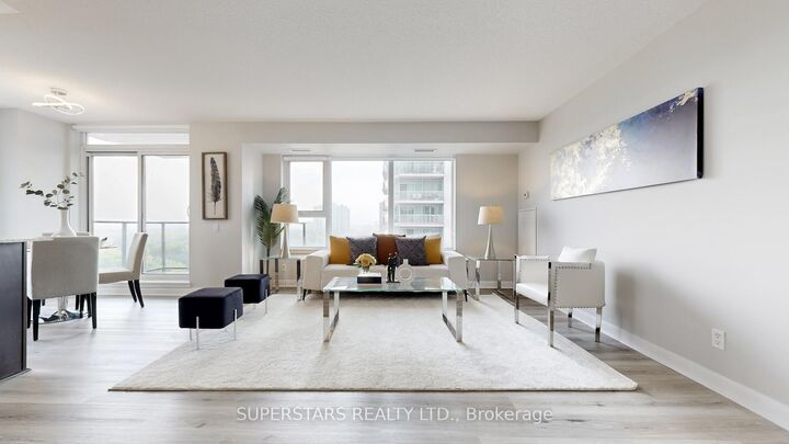 Photo de la propriété: 25 Town Centre Court 1608 ON M1P 0B4