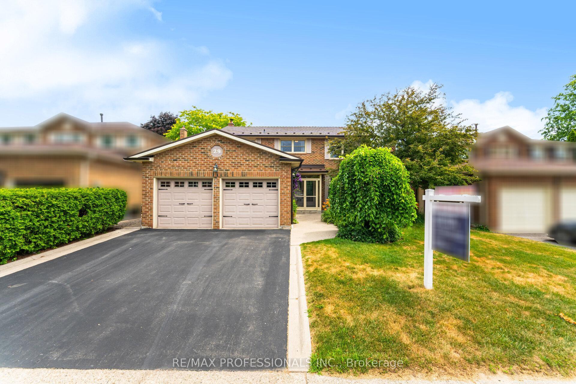 Property Photo:  29 Barr Crescent  ON L6Z 3E5 
